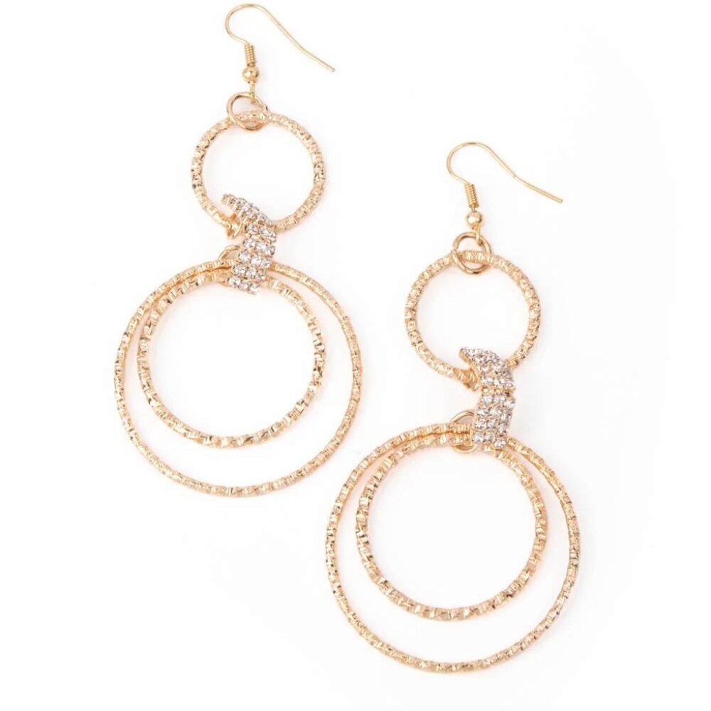 Paparazzi Jewelry Accessories - Getting Hitched - Gold Earrings - Vintage - Picture 4 of 4